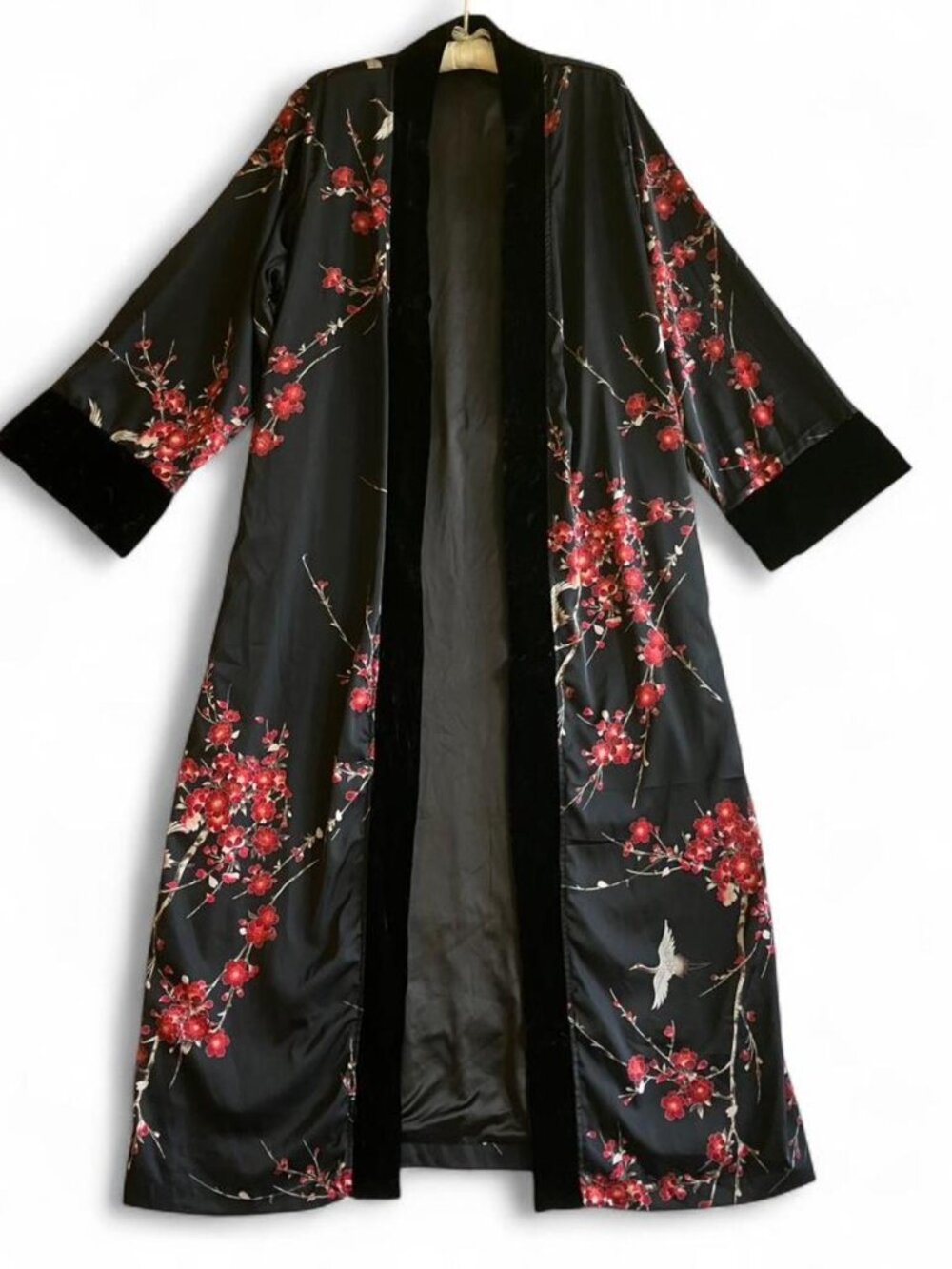Kim + Ono Black Floral Satin Cherry Blossom & Crane Print Robe w Velvet Trim